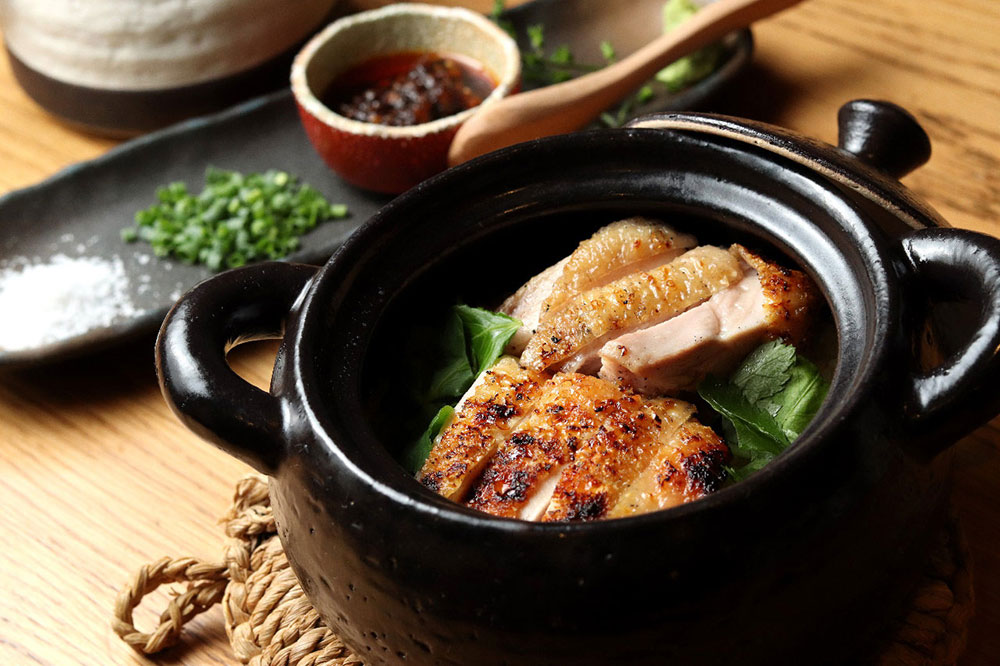きんの藏(きんの蔵)、キンクラの料理「鳥土鍋飯」